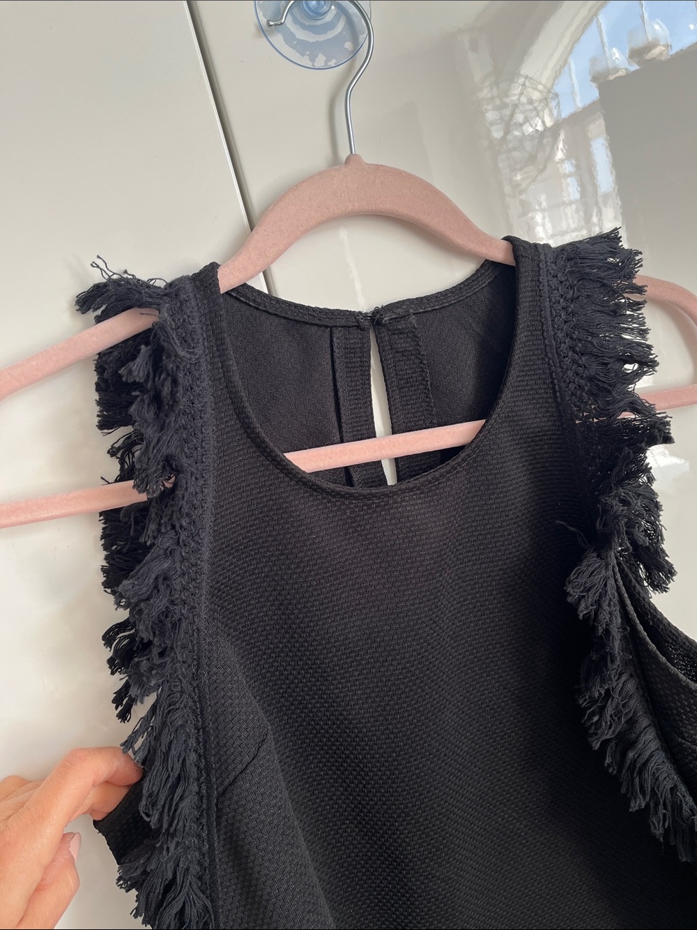 RACHEL ROY NWOT Black Textured Fringe-Trim Sleeveless Top, Size M - Picture 4 of 9